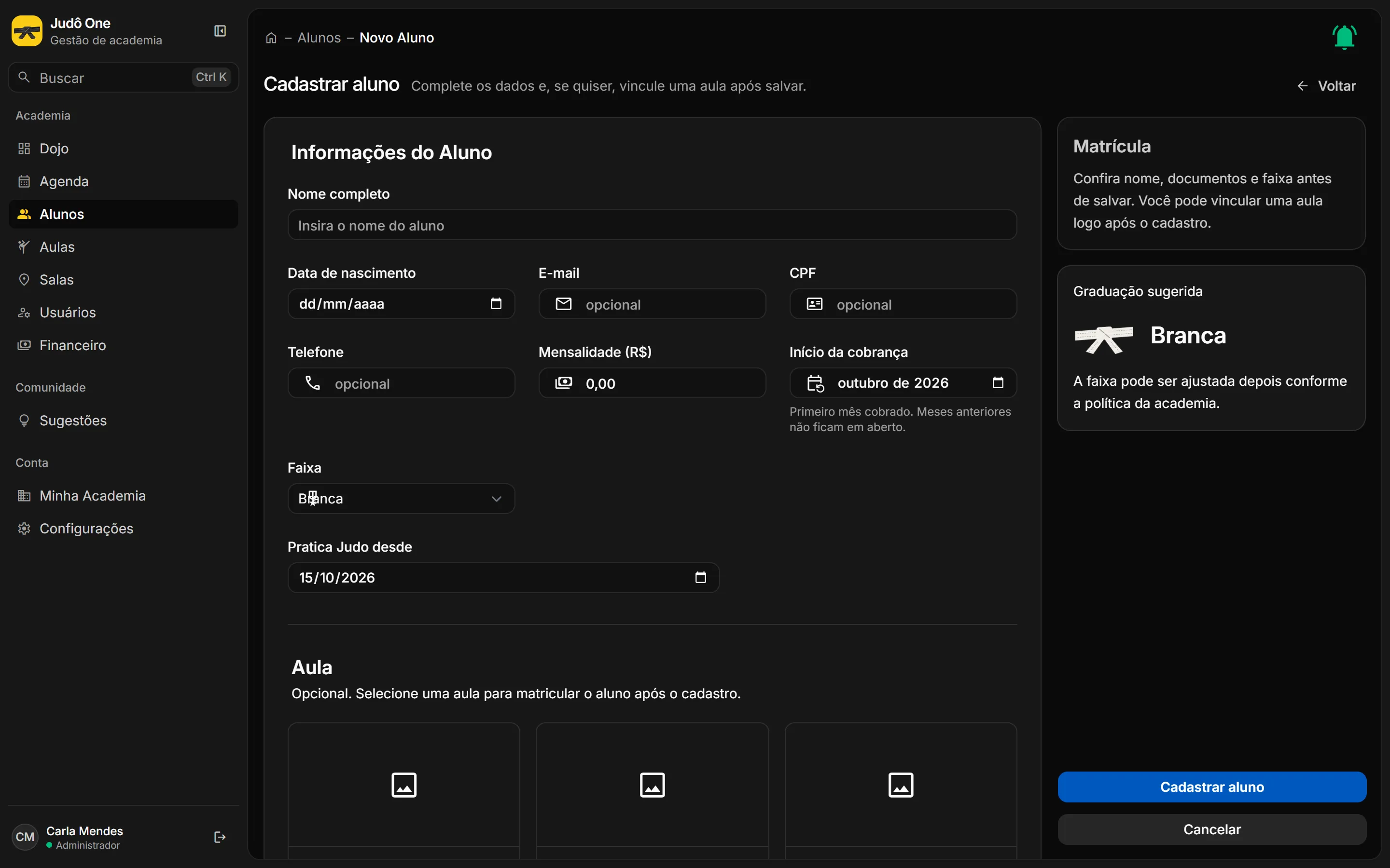 Formulário Cadastrar aluno com os blocos Informações do Aluno, Aula e Endereço e o painel lateral Matrícula.